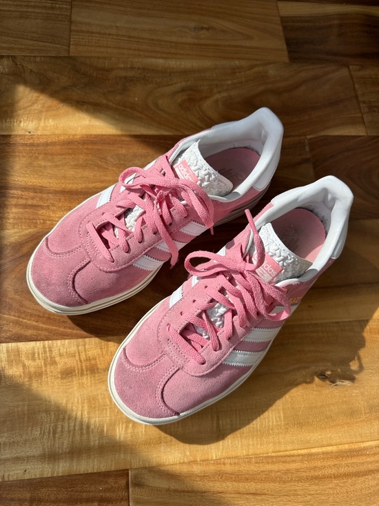 adidas Shoes - Adidas Gazelle Bold, pink, in size 9